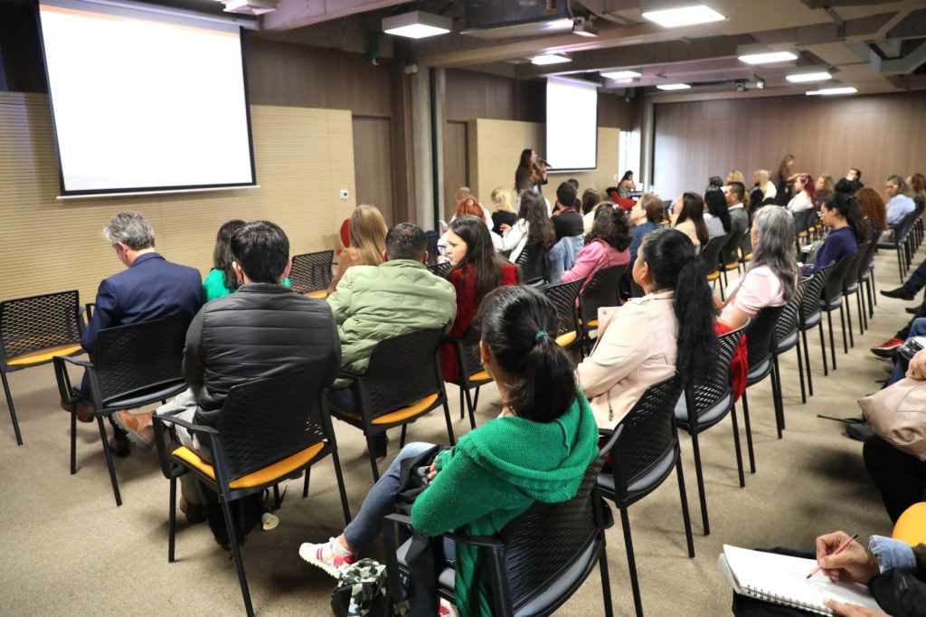 150 emprendedores de Chía participaron en el primer encuentro regional de la CCB