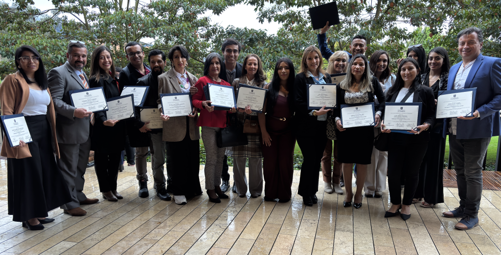 22 emprendedores de Chía se graduaron en estrategias empresariales en la UniSabana