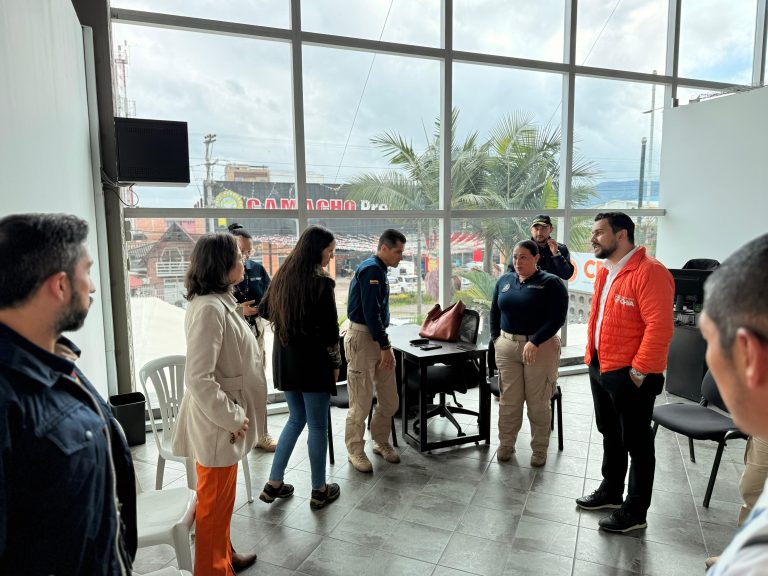 Chía se convierte en nuevo punto estratégico de atención migratoria con llegada de Migración Colombia al CEAS