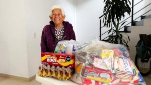 370 adultos mayores y personas con discapacidad reciben atención domiciliaria